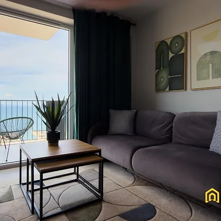 Covista - Panoramic View Apartmán *